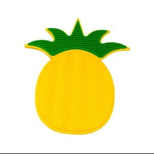 Pineapple Shaped Silcone Brush Cleaner